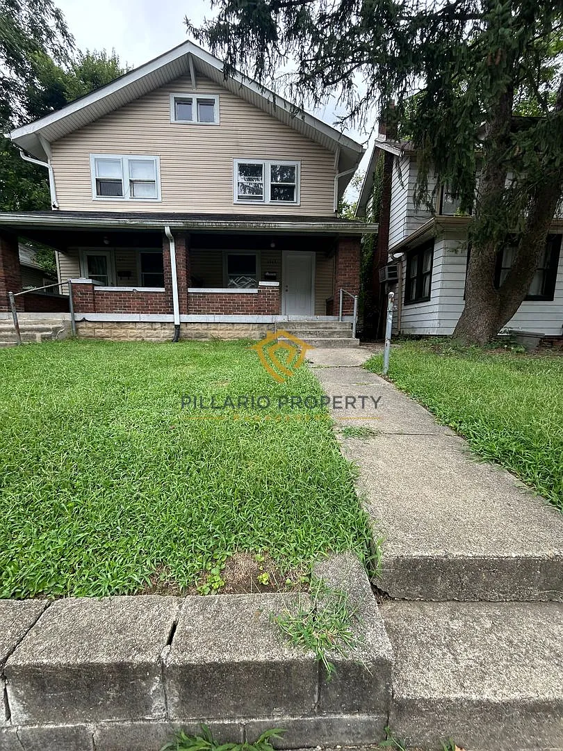 3943-3945 Cornelius Ave — Photo 1