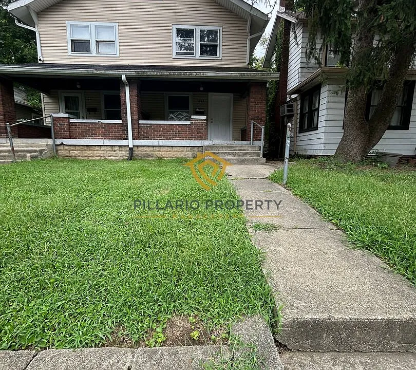 3943-3945 Cornelius Ave