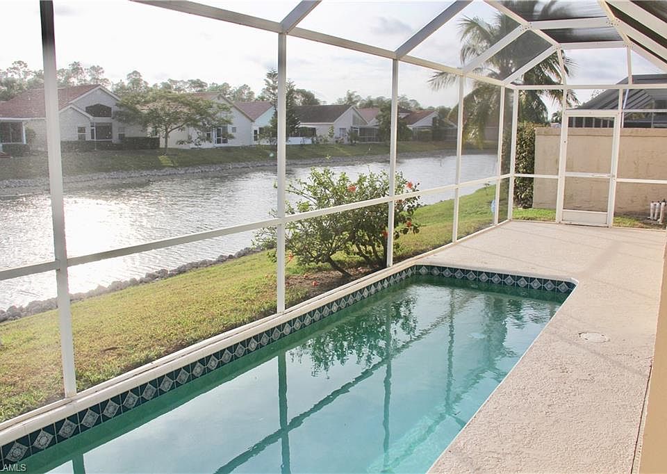 1st image of 152 Sabal Lake Dr