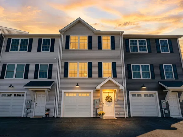 4 Swallowtail St, Fairmont, WV 26554