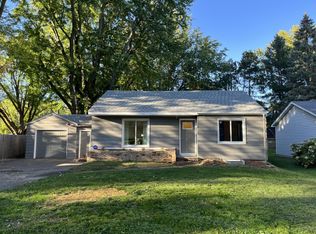 6428 Upper 48th St N, Oakdale, MN 55128