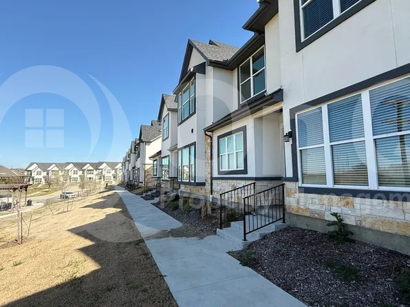 217 Mule Deer Mews, Little Elm, TX 75068