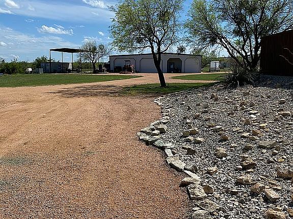 4th image of 15064 Fm 1929 E