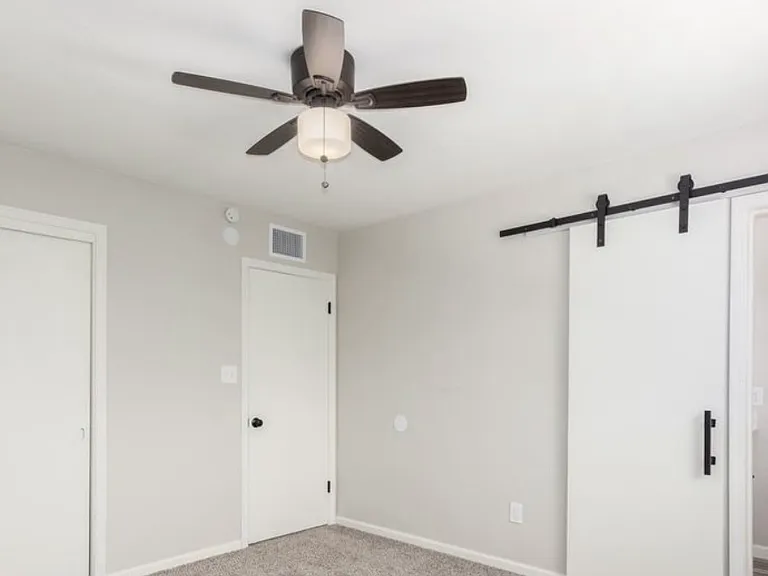 Jr Suite with full bathroom