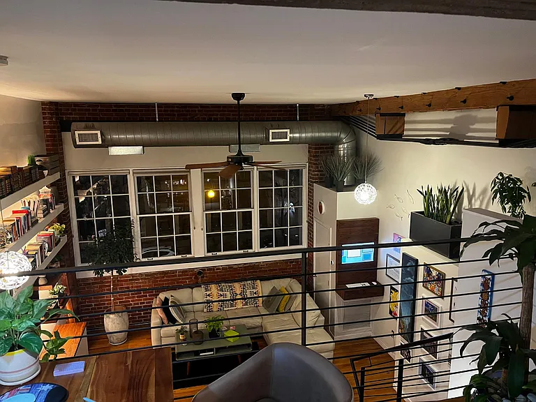1090 Cherokee St #201 — Photo 4