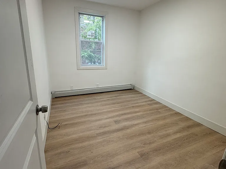 1910 Muliner Ave #2 — Photo 5