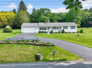 3374 Ridge Rd, Montrose, PA 18801