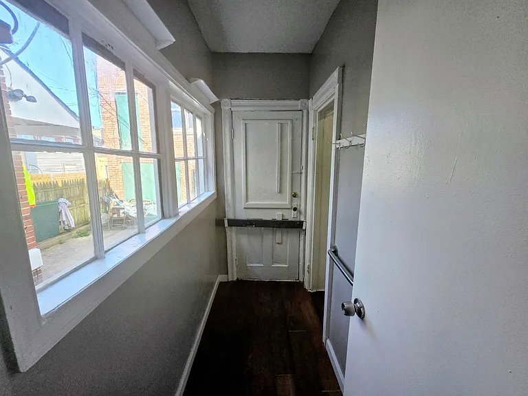908-908.5 North St #4 — Photo 7
