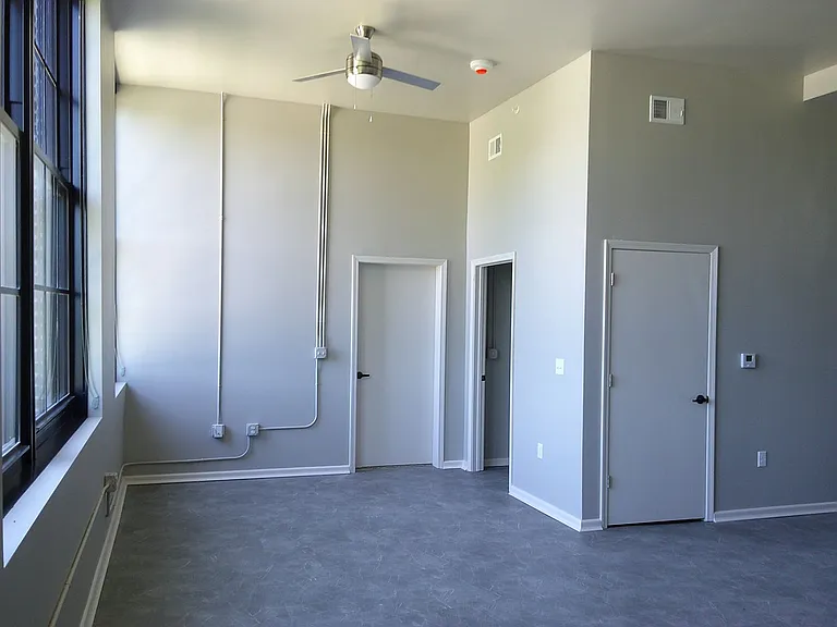 308 E Corning St — Photo 53