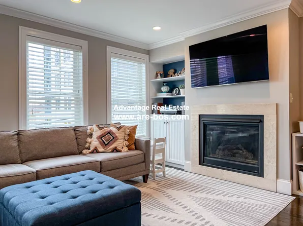 77 Dresser St, South Boston, MA 02127