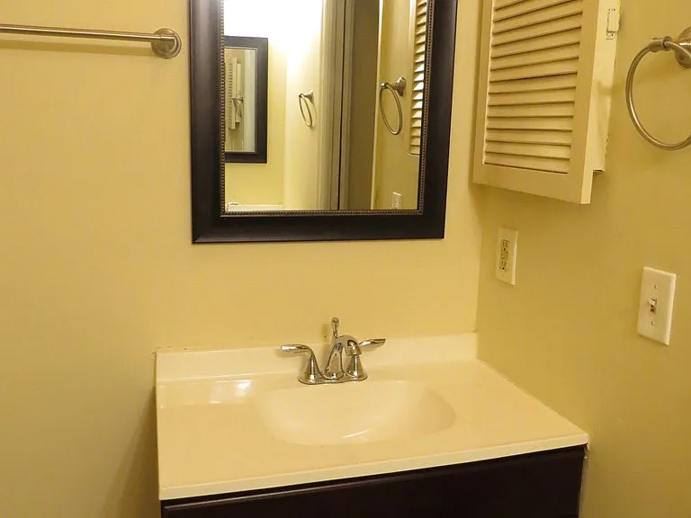 879 Arlington Dr — Photo 13