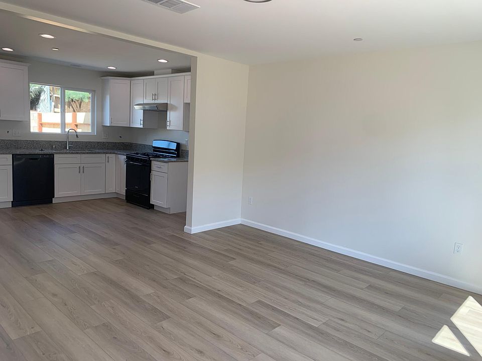 3911 Oregon St APT A, Bakersfield, CA 93306 | Zillow