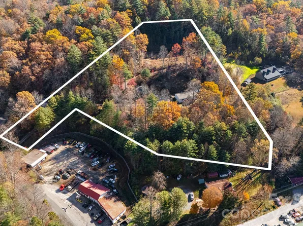 106 Avian Ct, Brevard, NC 28712