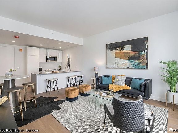 2nd image of 3730 4th St #212