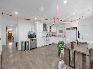 570 N Cambridge St, Orange, CA 92867