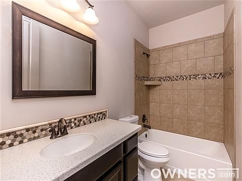 4th image of 400 Meadows Dr