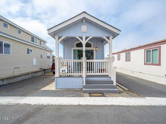 2nd image of 1477 W Grand Ave #40