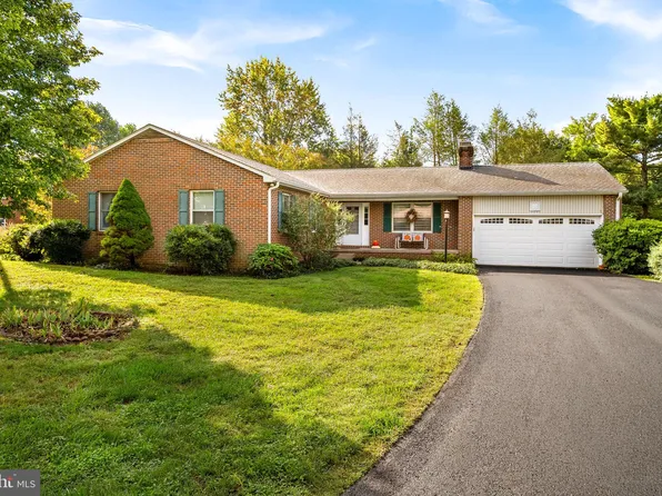 420 W H St, Purcellville, VA 20132