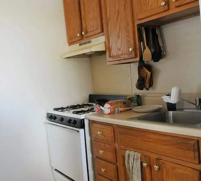 715 W 4th St #7 — Photo 7