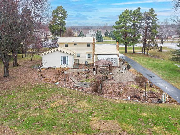 2nd image of 1371 W Vienna Rd