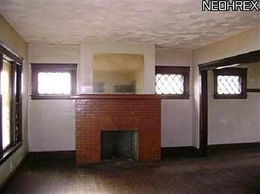 5th image of 10531 Greenlawn Ave
