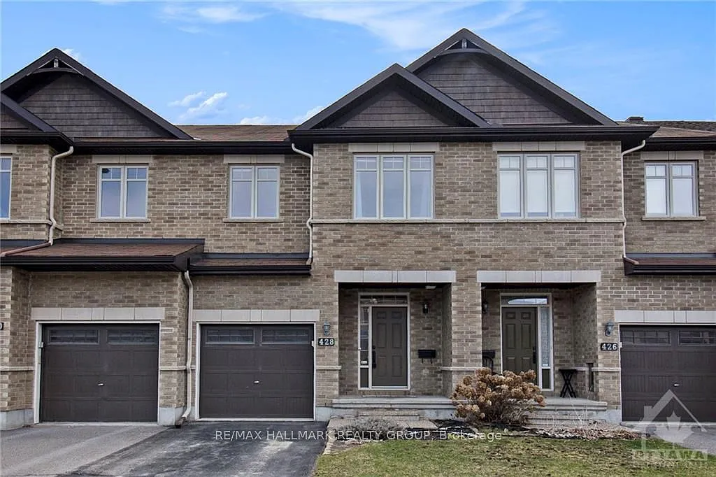 3 bed, $2,800 — Photo 2