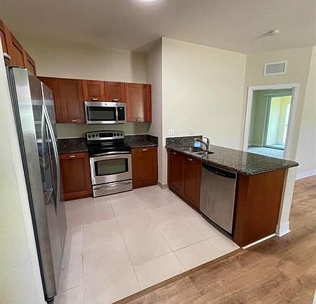 4th image of 51 SE Sedona Cir APT 203