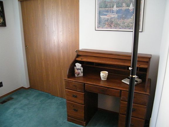 Middle Bed Room