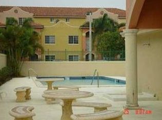 15400 SW 134th Pl APT 408, Miami, FL 33177