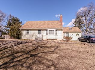 35 Trinity Ter, Agawam, MA 01001