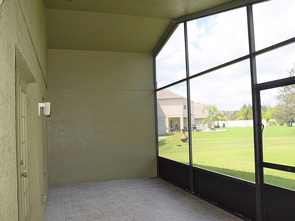 4th image of 18013 Falcon Green Ct