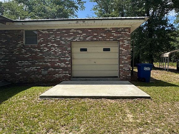3rd image of 5000 Seales Ln