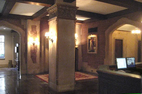 Sold by Corcoran | media 14