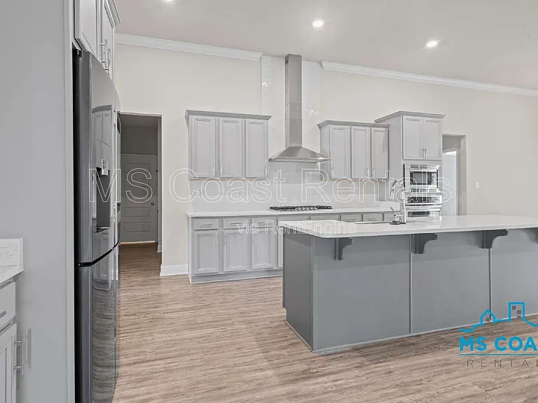 8712 Park Ridge Ct — Photo 12