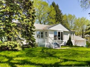 8810 42nd Ave N, New Hope, MN 55427