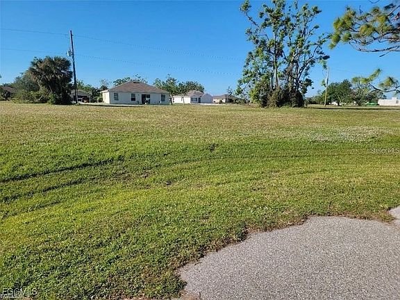 3rd image of 25172 Cadiz Dr