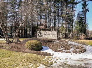 6 Mockingbird Ct, Merrimack, NH 03054