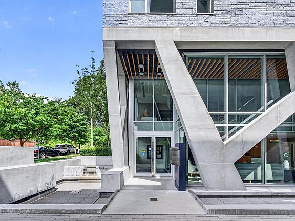 2nd image of 7428 Alberta St #206