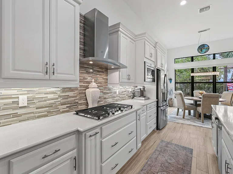 9368 Cantal Cir E — Photo 2