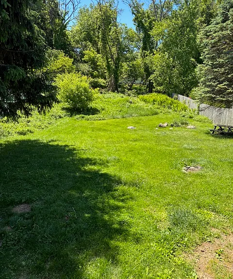 510 Meadow Rd — Photo 2
