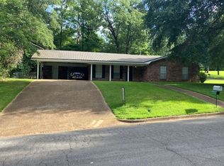 2148 Rachel St, Tupelo, MS 38804