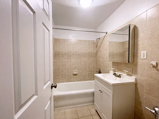 Rented by Rita S Citrin, LREB | media 20