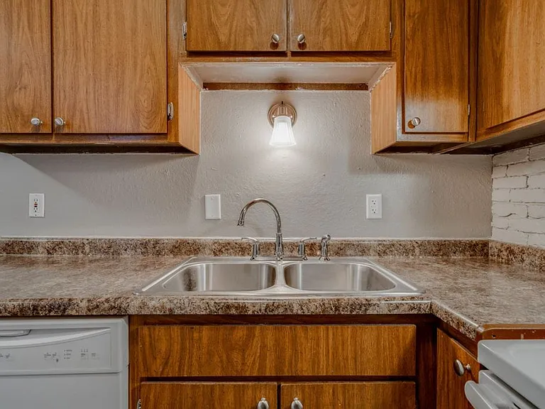 McCarrons Village Apartments — Photo 27