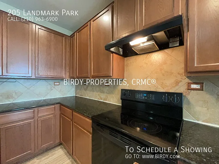 205 Landmark Park — Photo 12