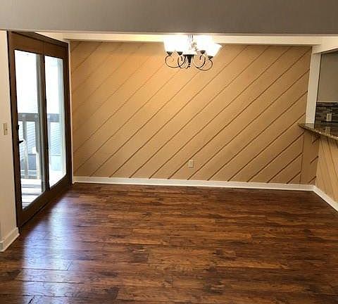 2nd image of 1464 Bobby Ln #13