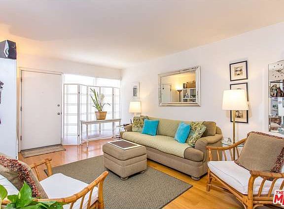 5th image of 1400 N Hayworth Ave APT 7
