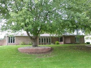 2965 Olympia Dr, Decatur, IL 62521