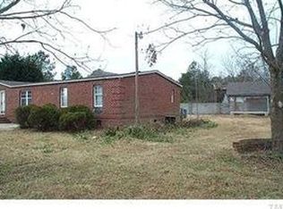 111 Walnut Ct, Selma, NC 27576