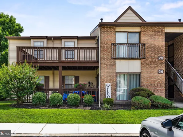 28 Pickwick Pl, Sewell, NJ 08080