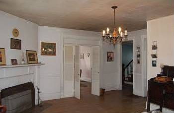 2nd image of 1396 River Rd